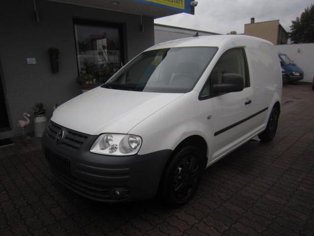 VW Caddy 81.894 km 6.499 € Dresden 01219