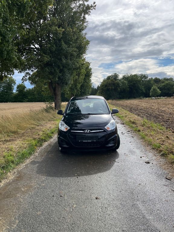 i10