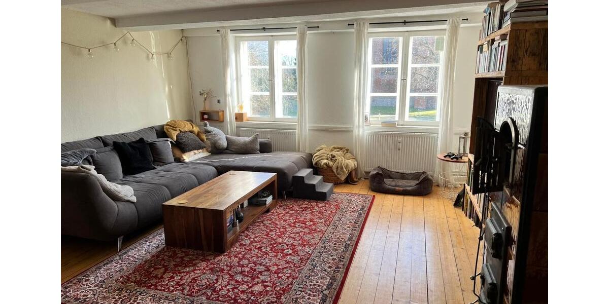 Etagenwohnung Preetz - 2.5 Zimmer, 95 m&sup2;, 1.100&euro; | Angebot:25428838