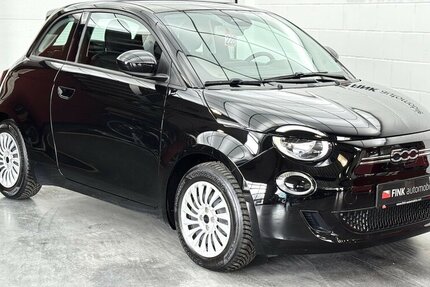 Fiat 500e Action 1.Hand Sitzheizung Carplay 30.200 km 13.990 &euro; Lich 35423