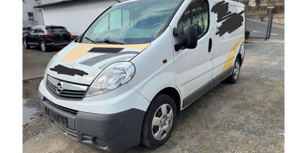 Opel Vivaro 164.000 km 3.200 &euro; Grebenau - Schwarz 36323