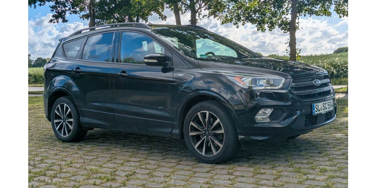 Ford Kuga 143.000 km 11.790 &euro; Maasbüll-Rüllschau 24975