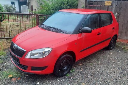 Skoda Fabia 113.184 km 5.100 &euro; Zwickau 08056