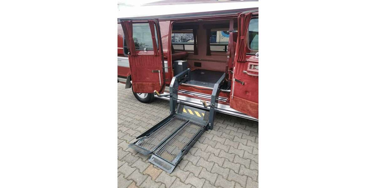 Dodge RAM 32.200 km 22.999 &euro; Klingenberg 01774