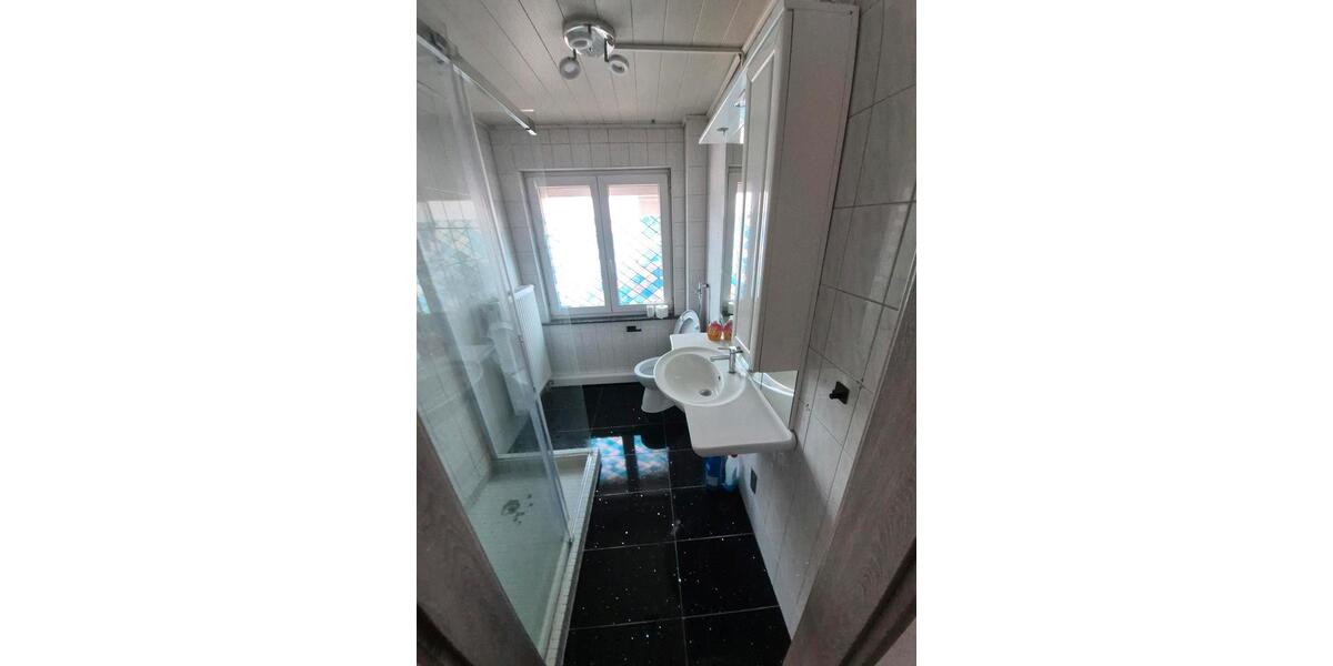 Einfamilienhaus Albstadt Gemarkung Onstmettingen - 5 Zimmer, 165 m&sup2;, 1.500&euro; | Angebot:25294748