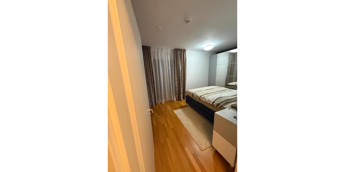 Moderne Erdgeschosswohnung mit eigenem Garten – Oberasbach 2.5 zimmer