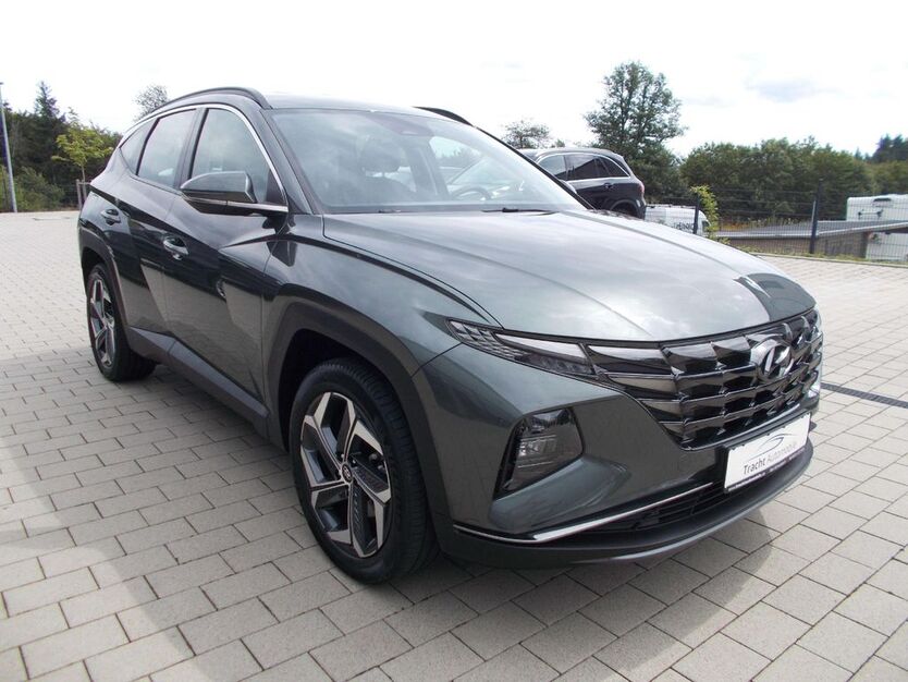 Hyundai TUCSON 50.000 km 25.900 € Bad Schwalbach 65307
