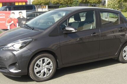 Toyota Yaris 22.112 km 12.450 &euro; Frankenberg 35066