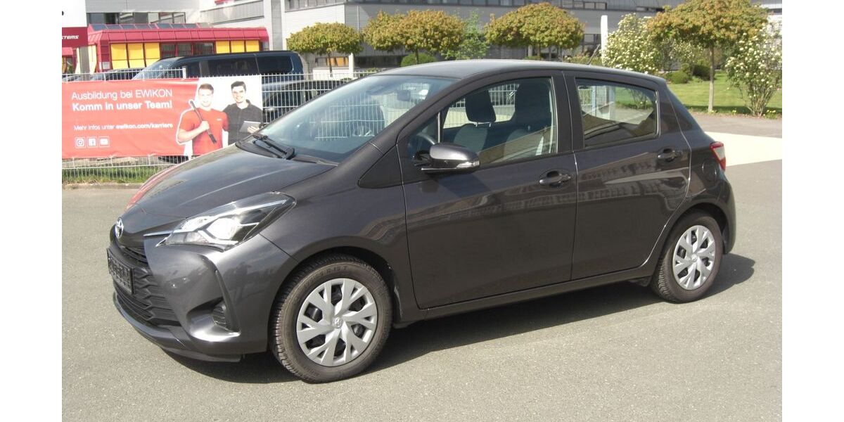 Toyota Yaris 22.112 km 12.450 &euro; Frankenberg 35066