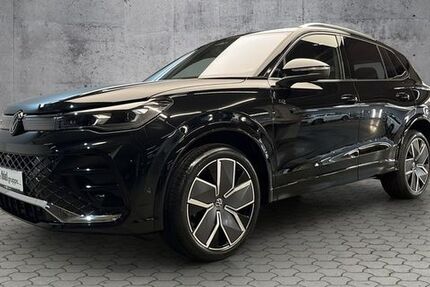 VW Tiguan 5.000 km 50.995 &euro; Paderborn 33100