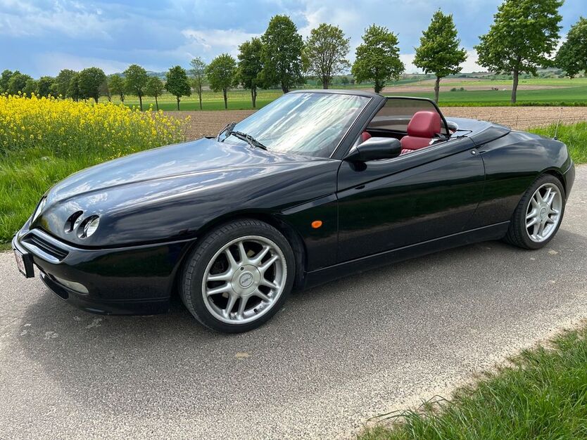 Alfa Romeo Spider 134.448 km 5.799 € Moringen 37186