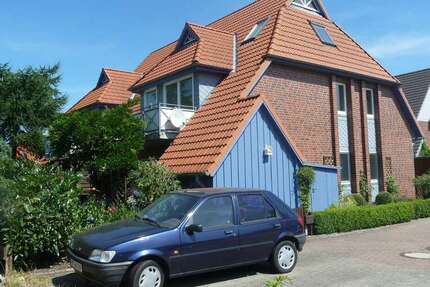 Haus zum Kaufen in Neu Wulmstorf 980.000 € 325 m² 14 zimmer