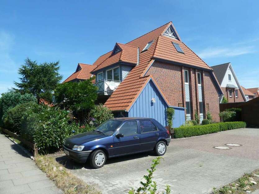 Haus zum Kaufen in Neu Wulmstorf 980.000 € 325 m² 14 zimmer