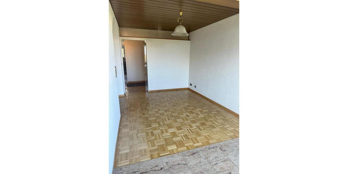 Etagenwohnung Villingen-Schwenningen Schwenningen - 4.5 Zimmer, 103 m&sup2;, 250.000&euro; | Angebot:26384547