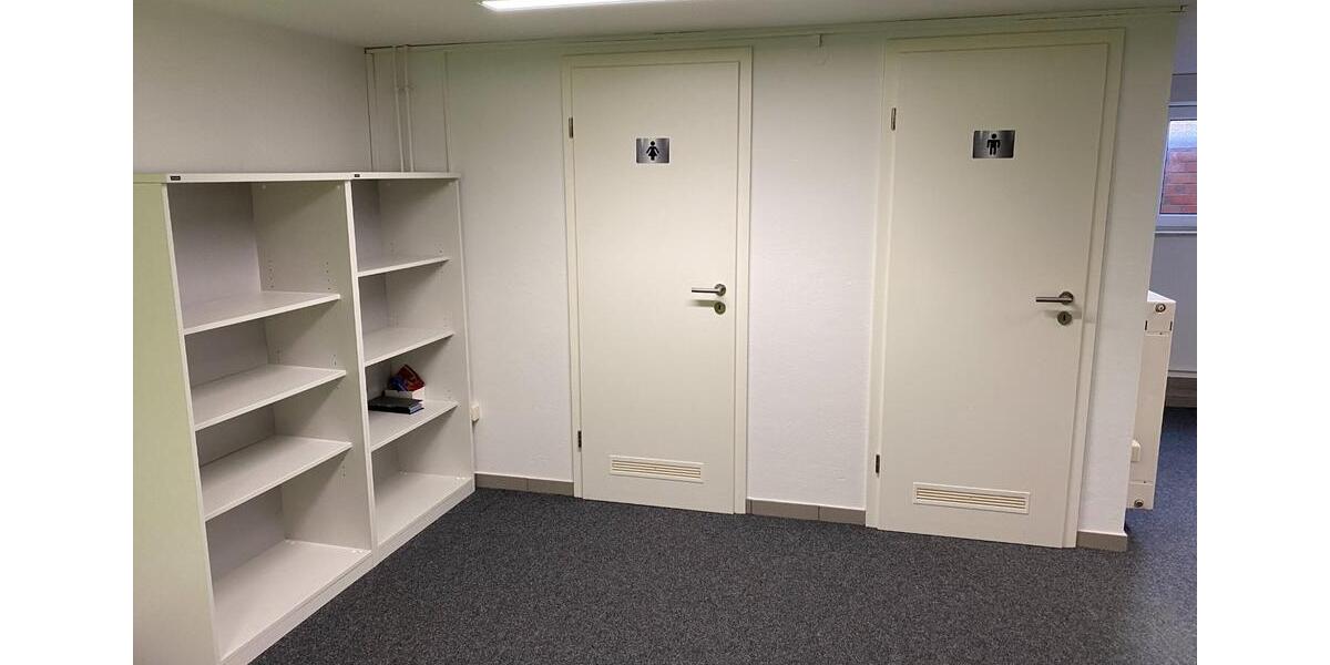 Büro-Praxisfläche zu vermieten zimmer