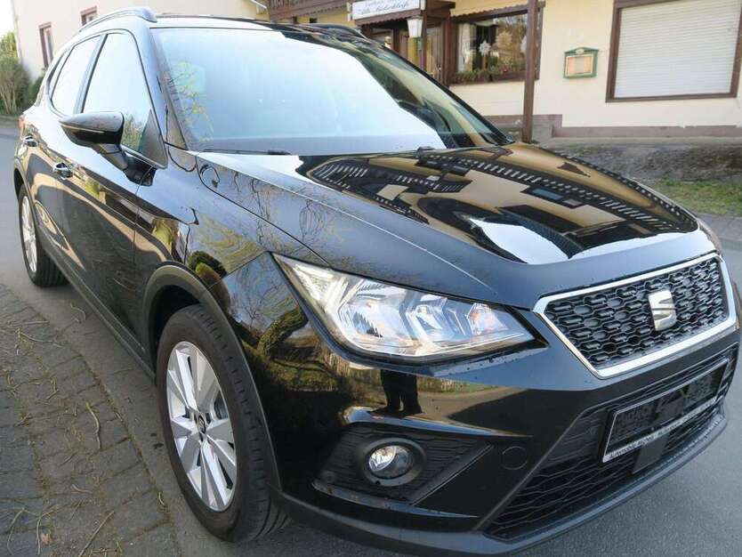 Seat Arona 67.900 km 13.900 € Müllenbach 53520