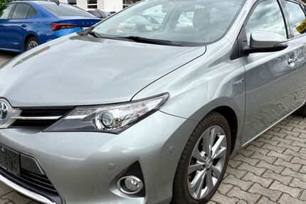 Toyota Auris 191.500 km 8.500 &euro; Lommatzsch (bei Dresden) 01623