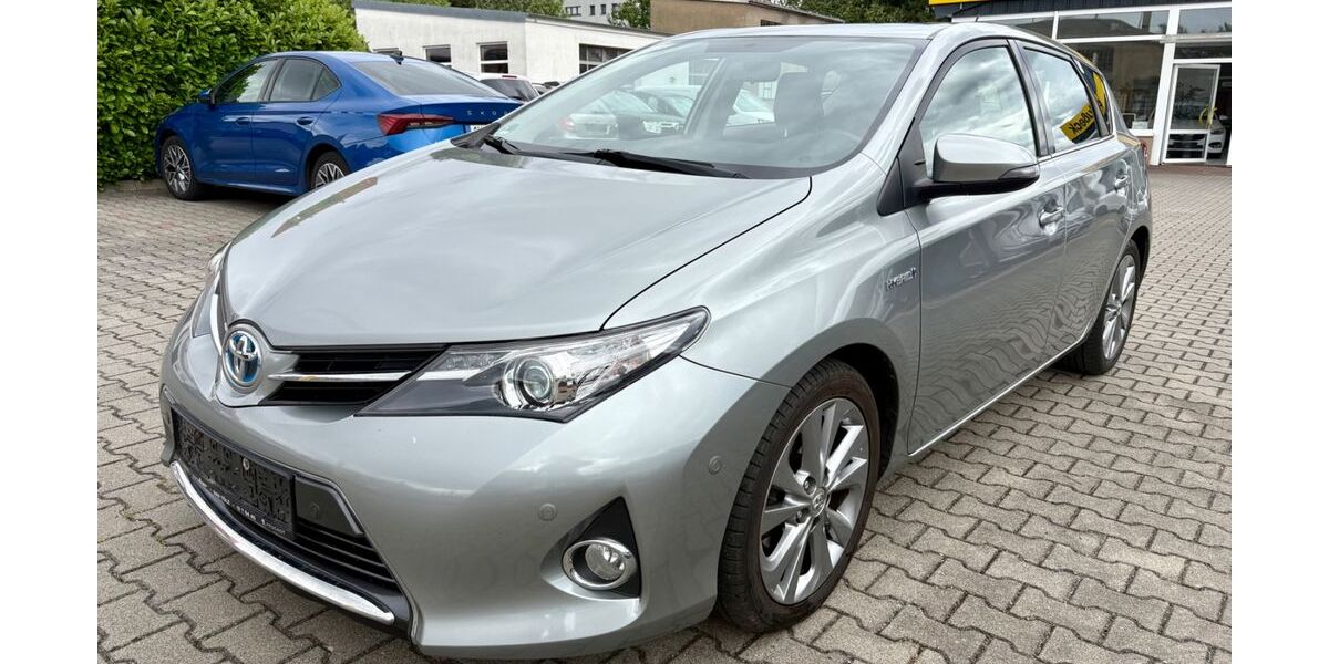 Toyota Auris 191.500 km 8.500 &euro; Lommatzsch (bei Dresden) 01623