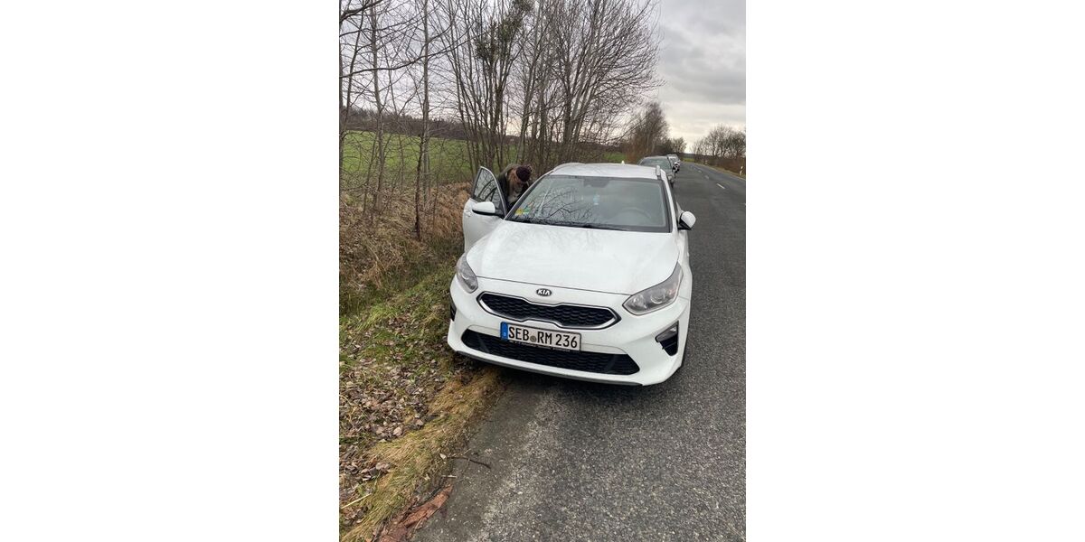 Kia ceed Sportswagon 86.000 km 16.750 &euro; Neustadt i. Sa. 01844