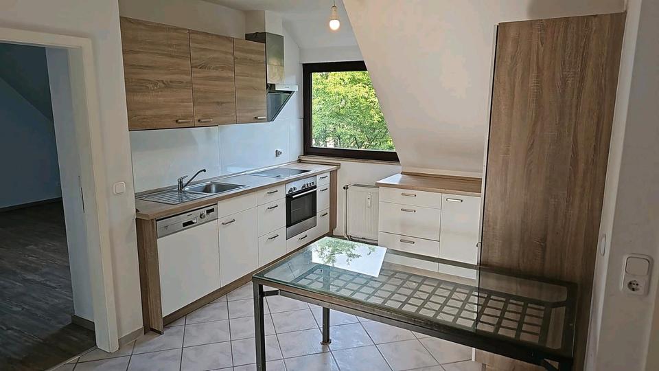 Dachgeschoßwohnung Ellerau - 3 Zimmer, 92 m&sup2;, 275.000&euro; | Angebot:27082825