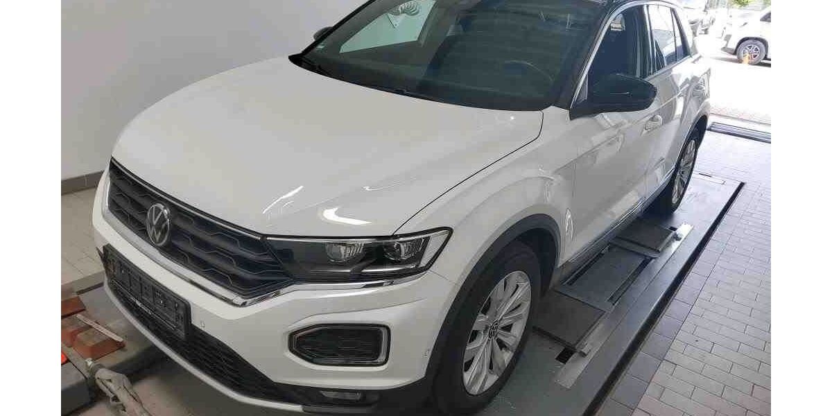 VW T-Roc 48.643 km 25.922 &euro; Sömmerda 99610