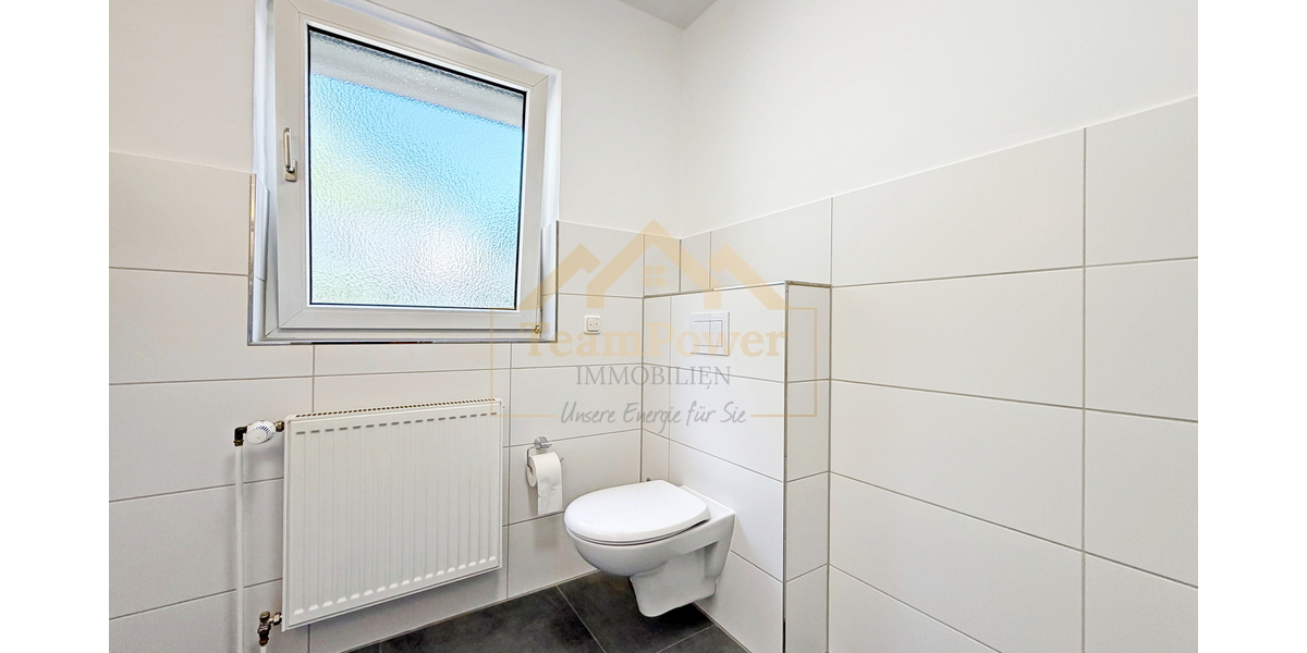 Familienfreundliches EFH mit Garten, Balkon & vielseitigem Souterrain zur Miete - Einfamilienhaus Bad Bramstedt | Angebot:26960572