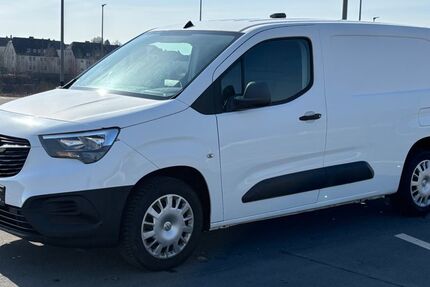 Opel Combo 158.000 km 7.899 &euro; Marktredwitz 95615