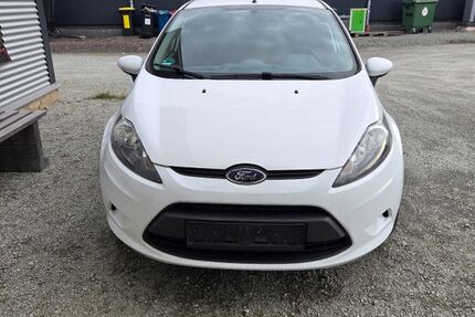 Ford Fiesta 113.242 km 4.000 € Nauort 56237