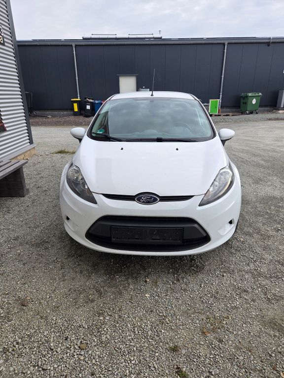 Ford Fiesta 113.242 km 4.000 € Nauort 56237