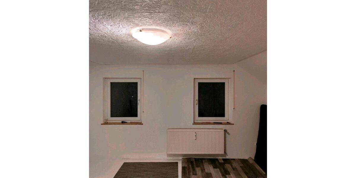 Dachgeschoßwohnung Allersberg Eismannsdorf - 4 Zimmer, 87 m&sup2;, 174.000&euro; | Angebot:27243885