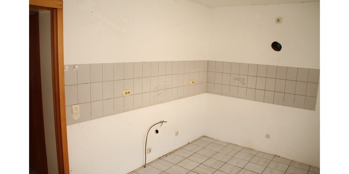 Haus: 2 Wohnungen, 2 Eingänge, 2 Terrassen. Platz für 2 Generationen! Achtung: Bieterverfahren! - Zweifamilienhaus Vettweiß | Angebot:22746895