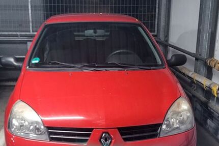 Renault Clio 180.000 km 850 &euro; Amberg 92224