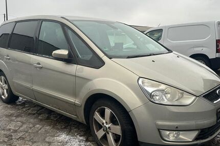 Ford Galaxy 385.227 km 2.499 &euro; Rostock 18069
