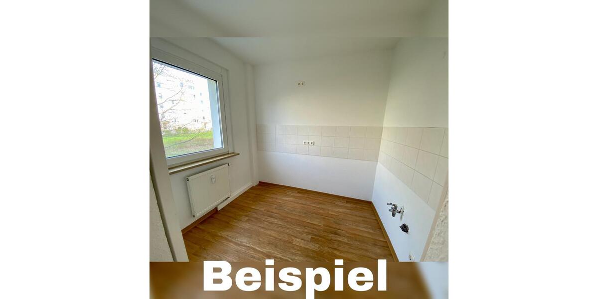 Dachgeschoßwohnung Ehrenfriedersdorf - 4 Zimmer, 80 m&sup2;, 480&euro; | Angebot:24616204