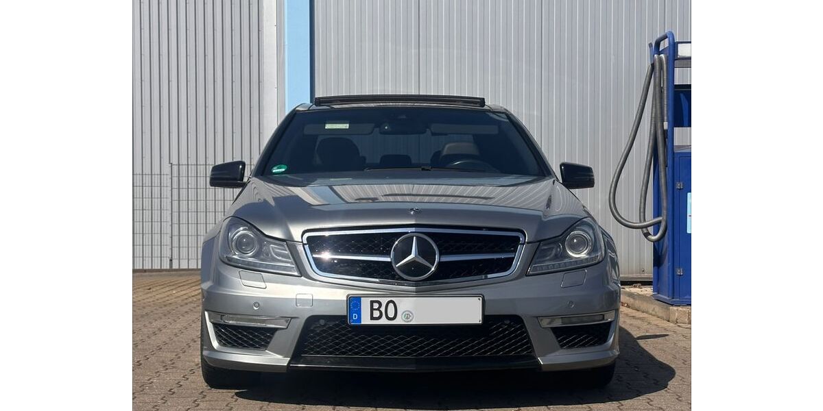Mercedes-Benz C 250 256.300 km 12.800 &euro; Bochum 44787