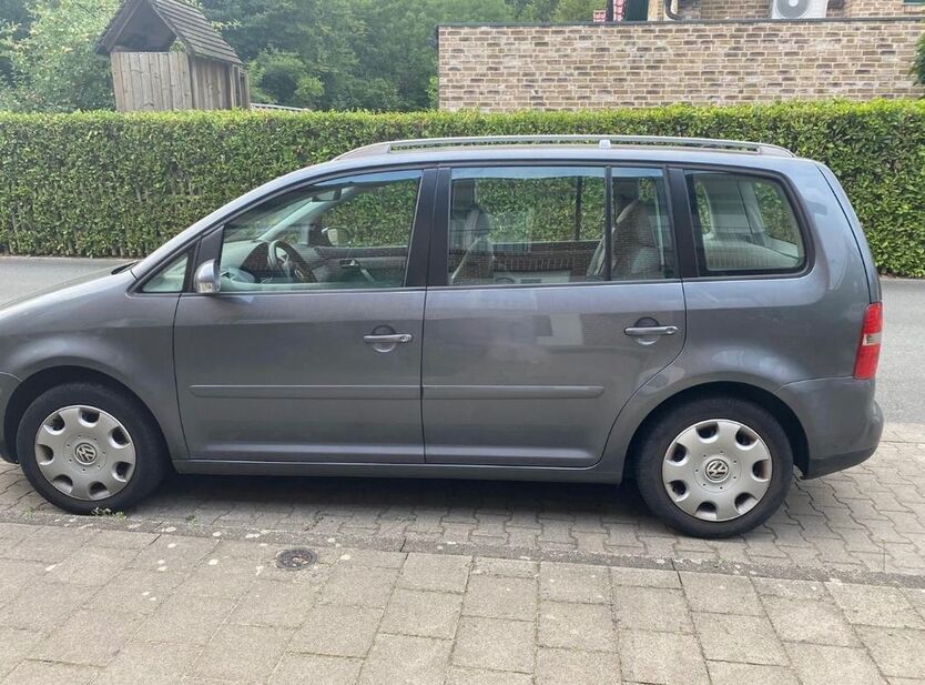 VW Touran 216.332 km 3.500 € Münster 48165