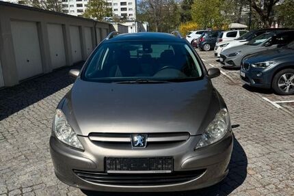 Peugeot 307 152.300 km 1.500 &euro; Berlin 12349