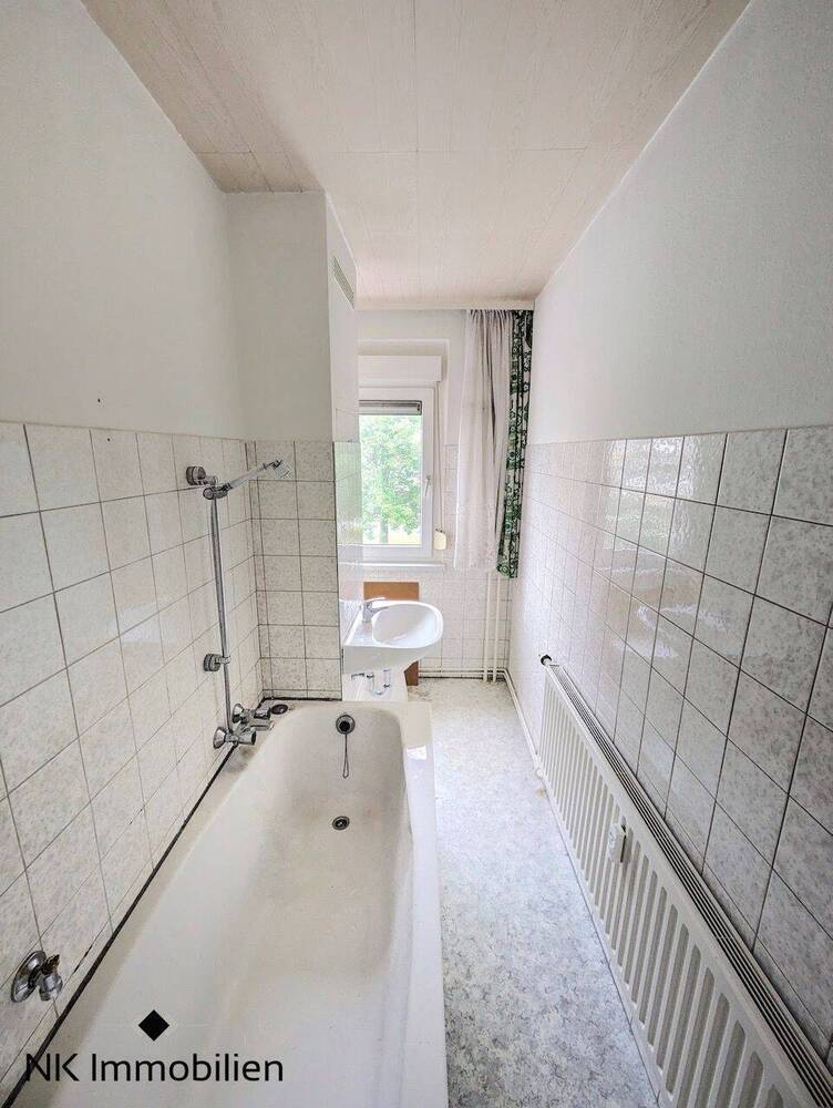 ++ top-angesagte Lage in Limbach-Oberfrohna - 2-Raum Eigentumswohnung im Erdgeschoss ++