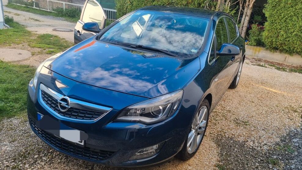 Opel Astra 142.000 km 5.950 € Senden 89250