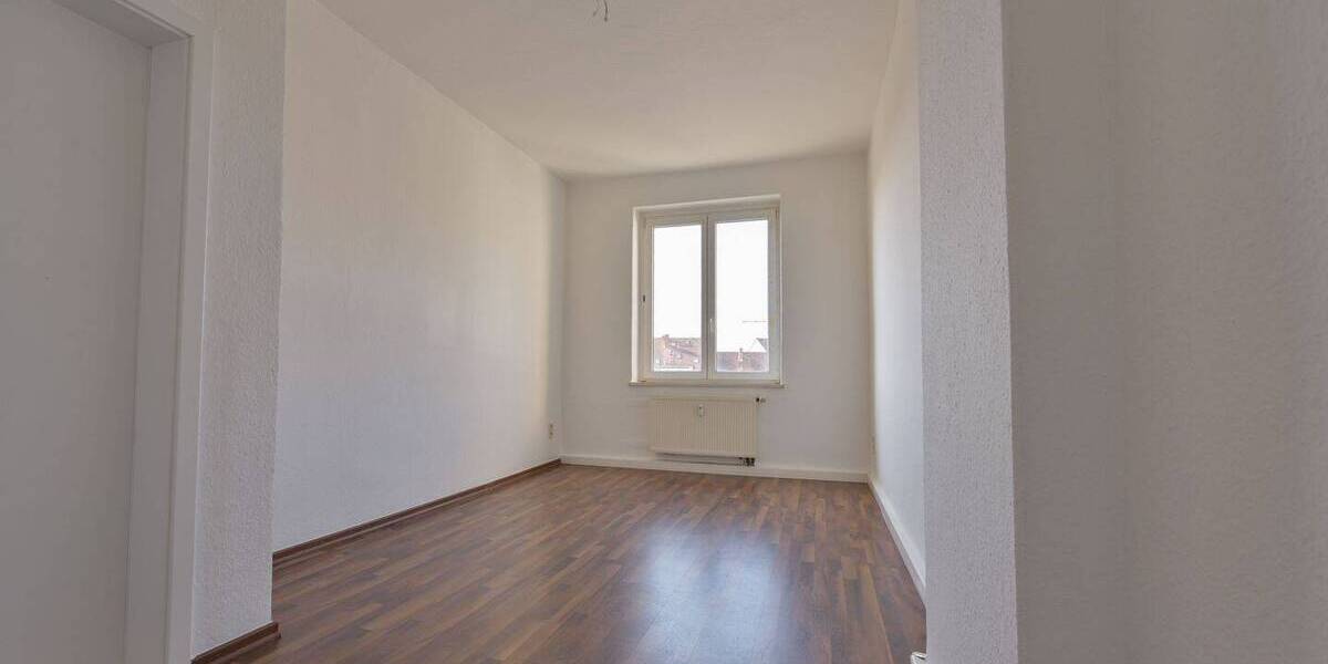 Etagenwohnung Hohenstein-Ernstthal Ernstthal - 3 Zimmer, 63 m&sup2;, 345&euro; | Angebot:26016656