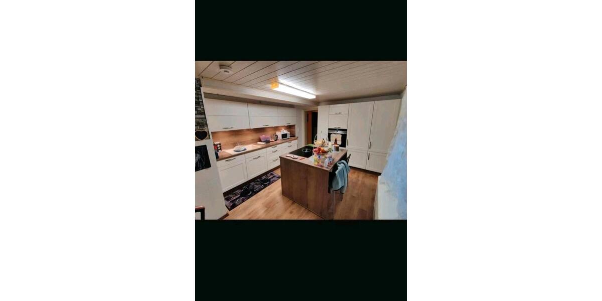 Erdgeschoßwohnung Guxhagen - 3.5 Zimmer, 130 m&sup2;, 890&euro; | Angebot:26639044