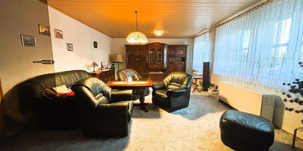 Mehrfamilienhaus, Wohnhaus Penzlin - 7 Zimmer, 178 m&sup2;, 159.000&euro; | Angebot:25674904