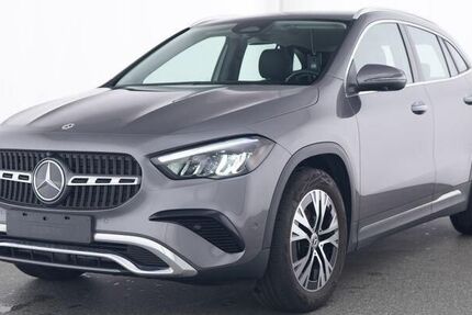 Mercedes-Benz GLA 180 17.700 km 40.240 &euro; Neubrandenburg 17033
