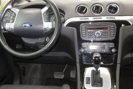 Ford S-Max 208.482 km 4.200 &euro; Remseck am Neckar 71686