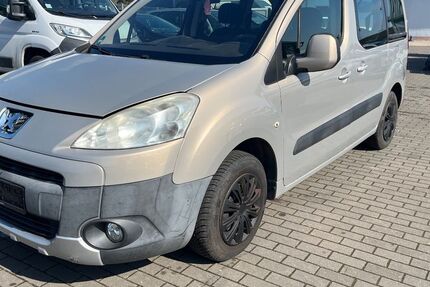 Peugeot Partner 165.889 km 3.100 &euro; Trier 54294