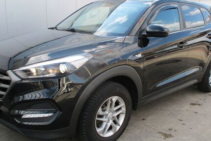 Hyundai TUCSON 113.374 km 11.870 &euro; Köln 51105