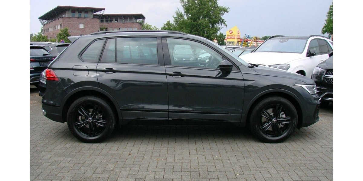 VW Tiguan 2.0TDI Urban Sport 4x4 ACC Navi LED 1.501 km 34.980 &euro; Falkensee 14612