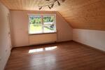 Dachgeschoßwohnung Bad Königshofen im Grabfeld - 6 Zimmer, 124 m&sup2;, 900&euro; | Angebot:26199518