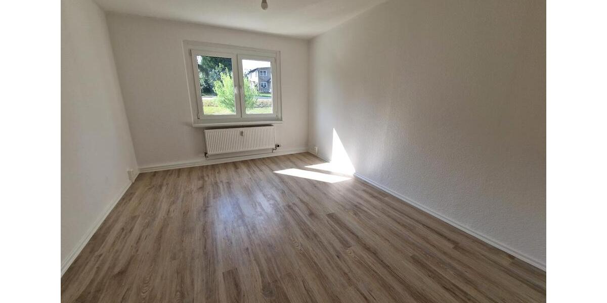 Etagenwohnung Osterwieck - 3 Zimmer, 65 m&sup2;, 299&euro; | Angebot:26082997