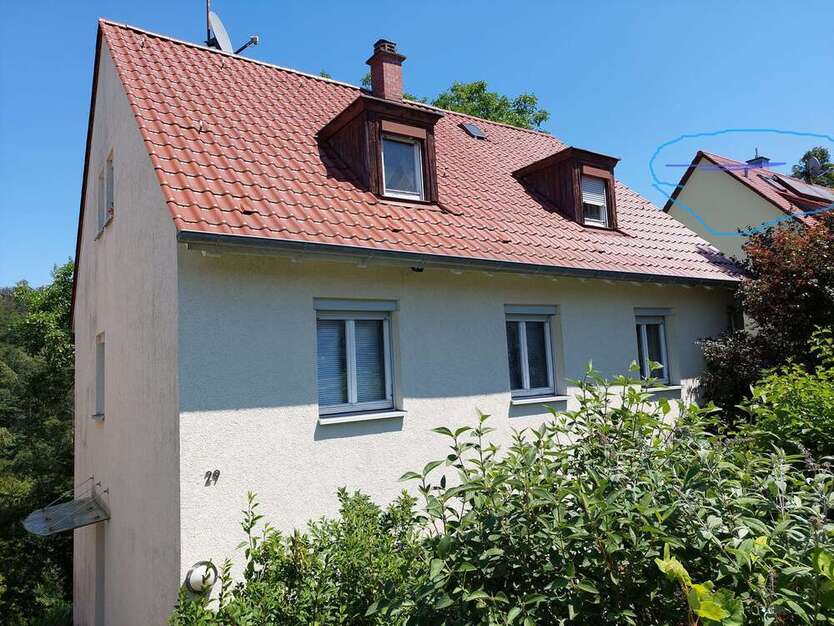 Haus zum Kaufen in Stuttgart 689.000 € 208 m²
